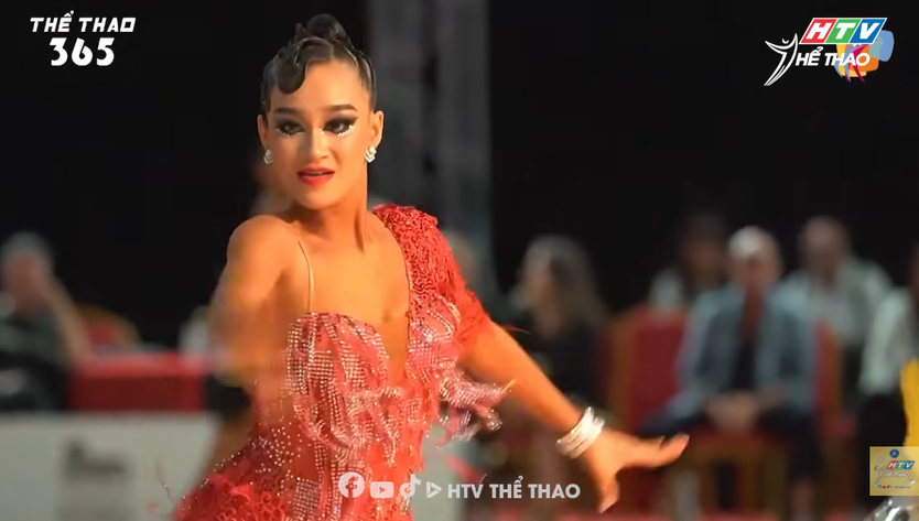 Nguyễn Hoàng Ngọc giành huy chương bạc thế giới Solo Latin U21- Ảnh 4.
