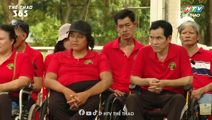 Tập huấn bơi phòng, chống đuối nước cho người khuyết tật tại xã Ngãi Giao- Ảnh 2.