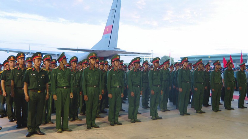 Chuyến bay đặc biệt đưa 15.401 mẫu hài cốt liệt sĩ đi giám định ADN - Ảnh 2.