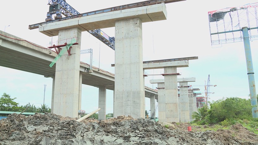 Cuộc đua tiến độ trên công trường mở rộng cao tốc TP. Hồ Chí Minh - Long Thành - Ảnh 2.