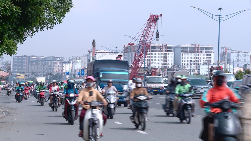 TP. Hồ Chí Minh: Chuẩn bị hạ tầng giao thông phục vụ thi công tuyến Metro số 2  - Ảnh 2.