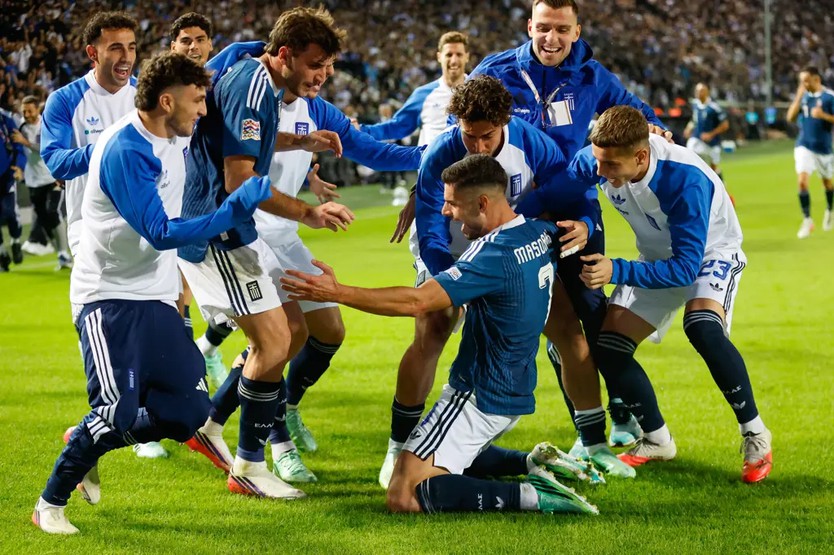 Tây Ban Nha củng cố ngôi đầu, Bồ Đào Nha vươn lên thứ 5 FIFA - Ảnh 3.