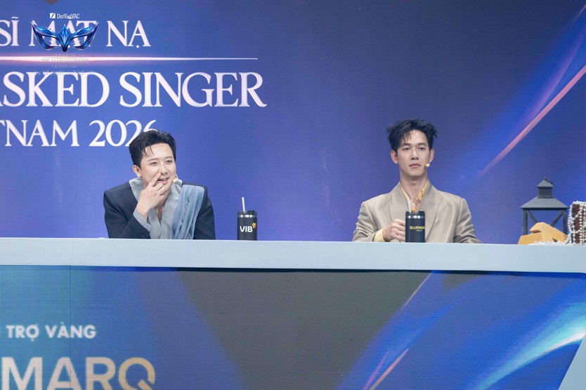 Lộ diện nhân vật khiến Trấn Thành, Bích Phương rơi nước mắt tại The Masked Singer 2026- Ảnh 6.