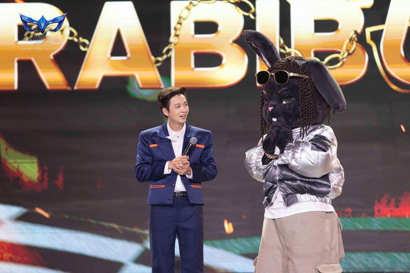 Lộ diện nhân vật khiến Trấn Thành, Bích Phương rơi nước mắt tại The Masked Singer 2026- Ảnh 10.
