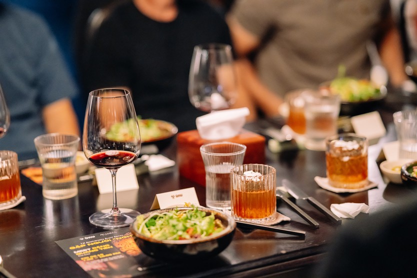 ÚNU đưa nghệ thuật đương đại đến gần công chúng qua chuỗi Artist Dinners - Ảnh 6.
