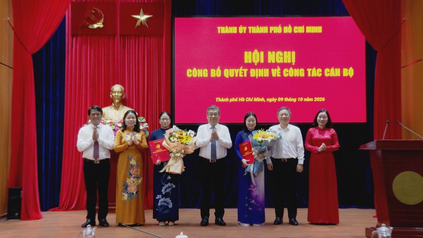 Kiện toàn bộ máy Đảng ủy Mặt trận Tổ quốc và các đoàn thể TP. Hồ Chí Minh- Ảnh 4.