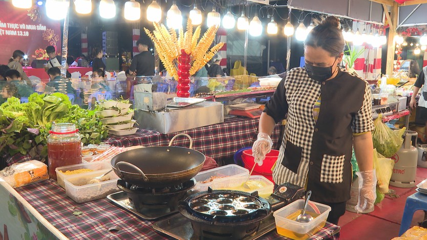 Phường Bình Thới khai mạc Tuần lễ ẩm thực và mua sắm - Ảnh 3.