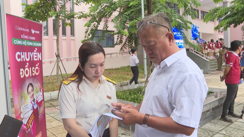 Ngày Chuyển đổi số quốc gia 2026: Đưa tiện ích số đến gần người dân - Ảnh 4.