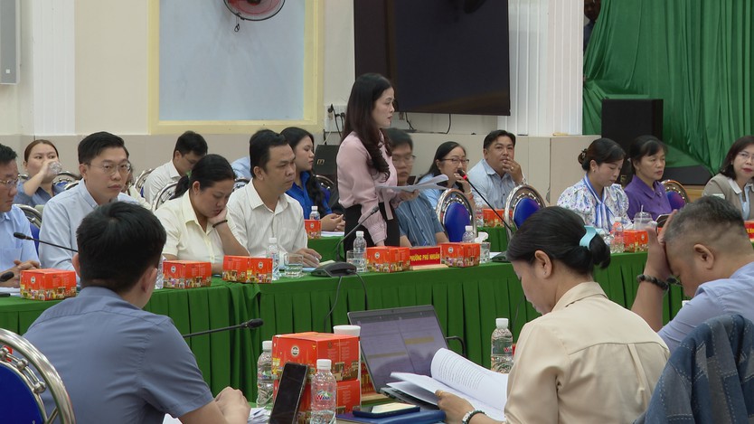 Bình dân học vụ số: Gỡ rào cản công nghệ cho người dân TP. Hồ Chí Minh - Ảnh 2.