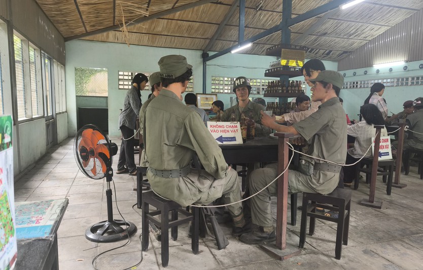 Những dấu tích lịch sử giữa lòng thành phố hiện đại - Ảnh 3.