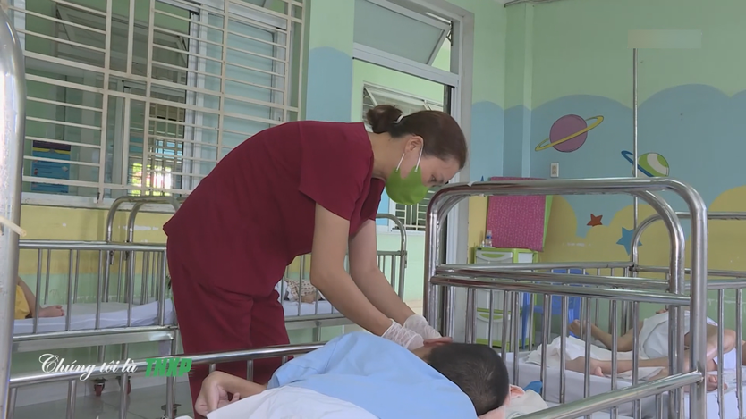 Những "người mẹ áo xanh" gieo "mầm xanh"- Ảnh 2.