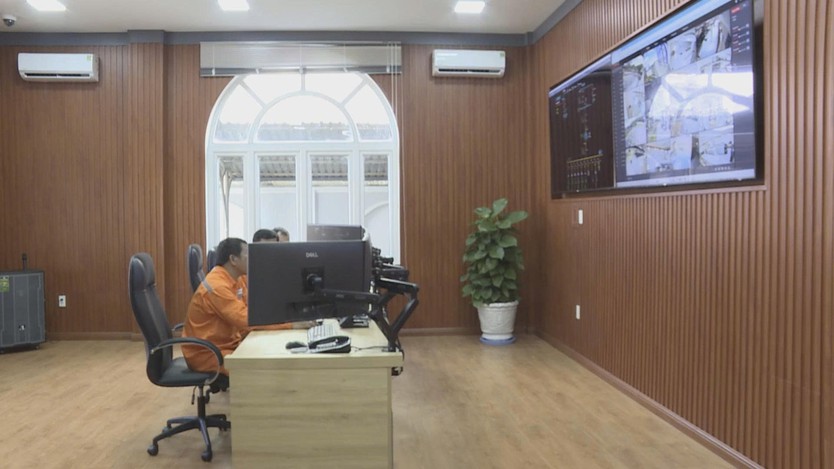 Thời sự HTV ngày 1/2/2026 | Xây dựng lưới điện thông minh, đưa Côn Đảo thành "Đảo xanh đáng sống" - Ảnh 3.