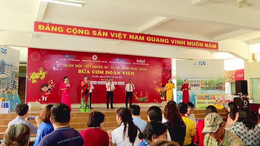 Phường Thủ Đức tổ chức ngày hội Tết Nhân ái - Xuân Bính Ngọ năm 2026 - Ảnh 5.