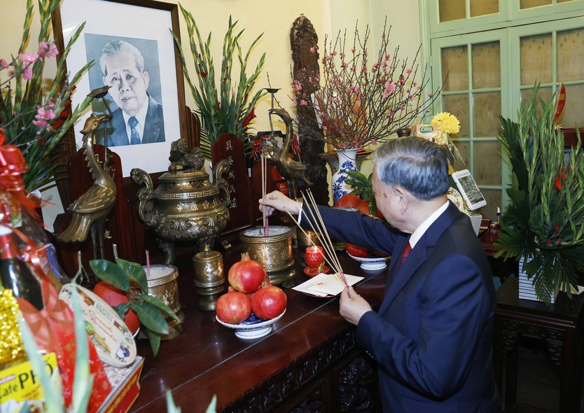 Tổng Bí thư - Ảnh 2.