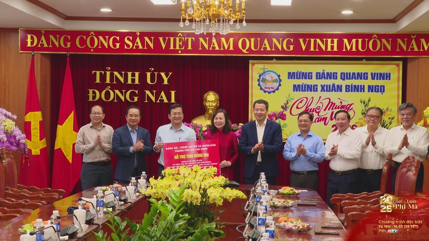 Chủ tịch UBND TP. Hồ Chí Minh Nguyễn Văn Được thăm, chúc Tết lãnh đạo tỉnh Đồng Nai- Ảnh 2.