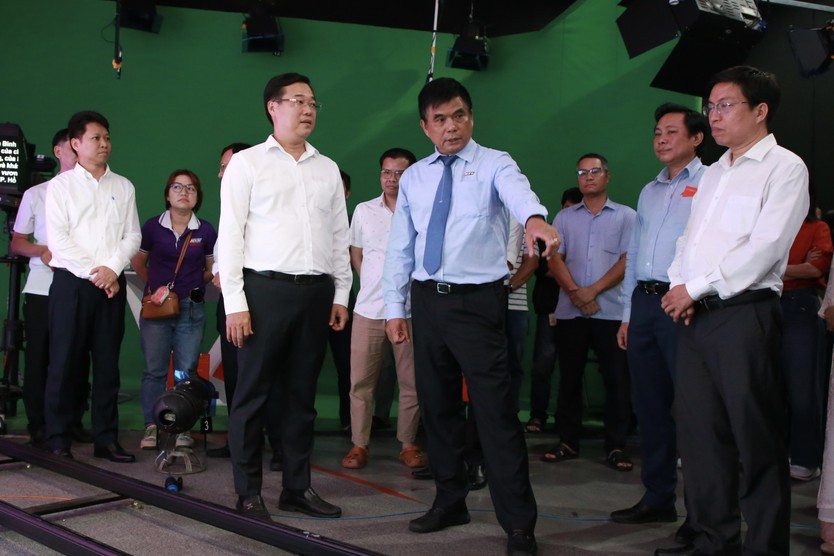 Lãnh đạo TP. Hồ Chí Minh thăm, chúc Tết HTV nhân dịp Xuân Bính Ngọ 2026- Ảnh 4.