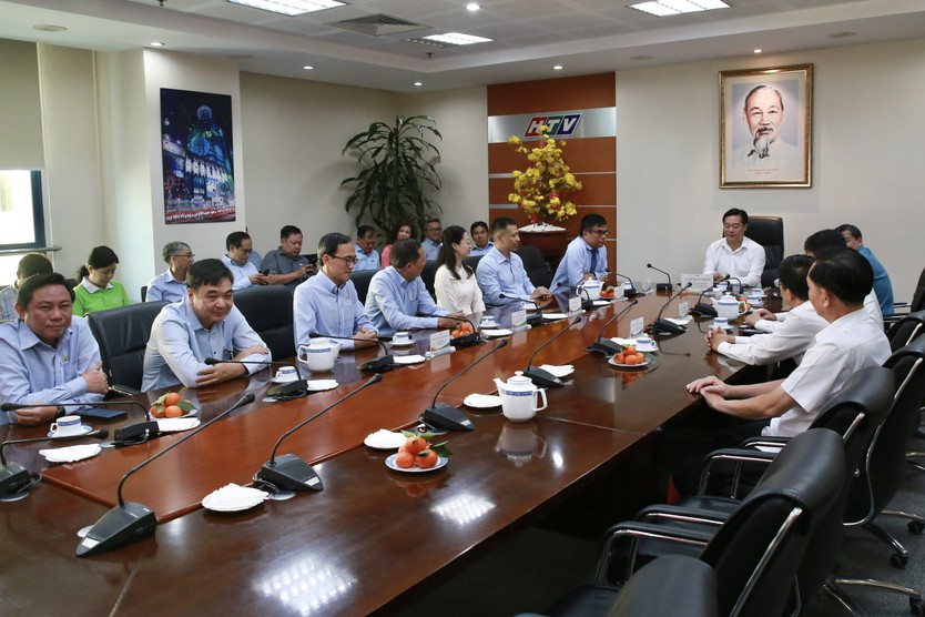 Lãnh đạo TP. Hồ Chí Minh thăm, chúc Tết HTV nhân dịp Xuân Bính Ngọ 2026- Ảnh 1.