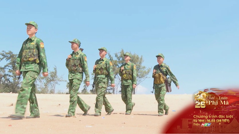 Giữ bình yên nơi cửa biển trong thời khắc giao mùa - Ảnh 1.