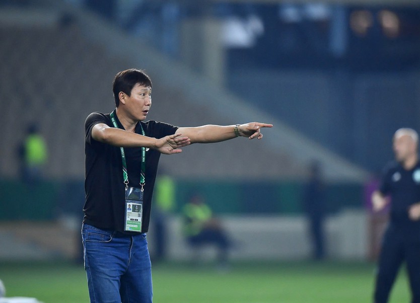 "Thầy" Kim Sang-sik và khát vọng nâng tầm bóng đá Việt Nam- Ảnh 2.