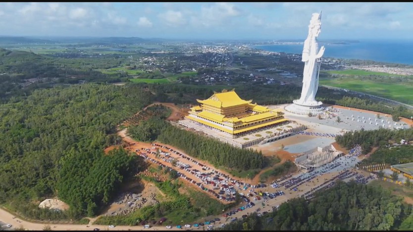 60 Giây ngày 19/2/2026 | Đông đảo du khách chiêm bái tượng Phật Quan Âm cao nhất Đông Nam Á- Ảnh 1.