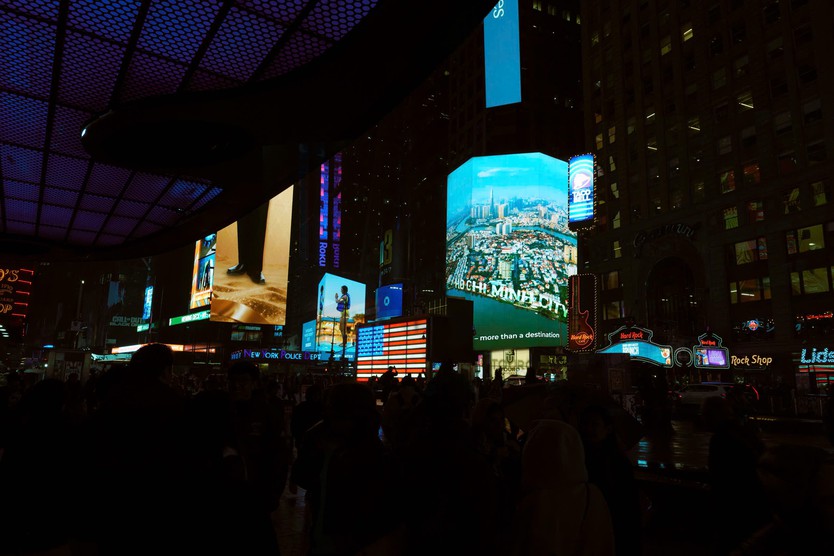 Hình ảnh Việt Nam tỏa sáng tại Quảng trường Thời đại, New York - Ảnh 4.