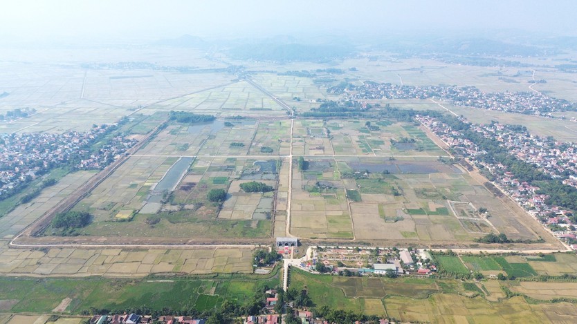 Phát hiện nhiều di vật tráng men bằng vàng ở di sản Thành nhà Hồ- Ảnh 7.