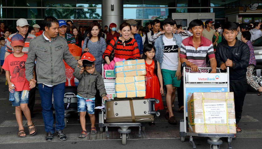 Mùng 5 tết, sân bay Tân Sơn Nhất sẽ đón lượng khách cao nhất lịch sử- Ảnh 1.