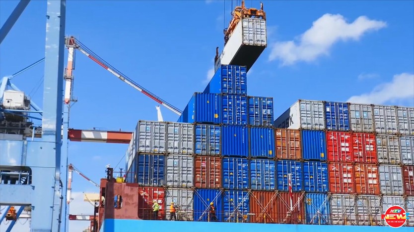 Doanh nghiệp Việt "nhấn ga" xuất khẩu, quyết tâm cán mốc 550 tỷ USD- Ảnh 1.