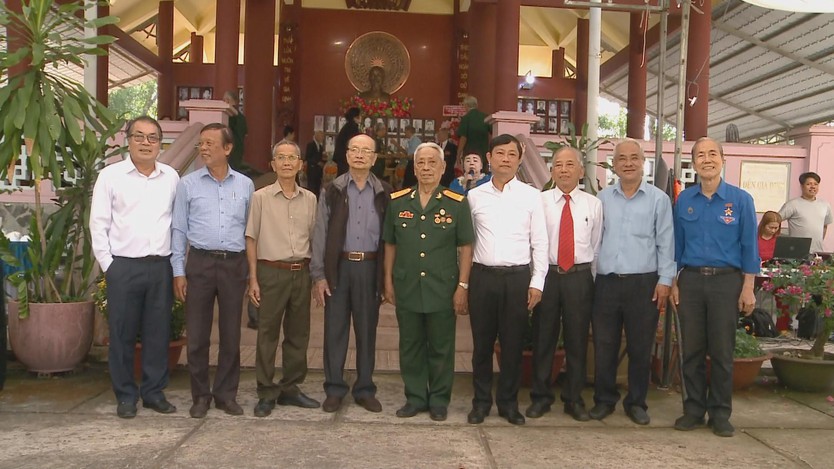 Tri ân Anh hùng liệt sĩ tại Khu truyền thống cách mạng Sài Gòn - Chợ Lớn - Gia Định dịp Tết Bính Ngọ 2026 - Ảnh 3.