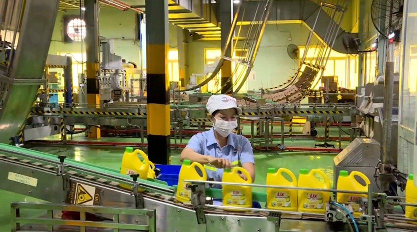 Người lao động trở lại làm việc sau kỳ nghỉ Tết Nguyên đán Bính Ngọ 2026 - Ảnh 2.