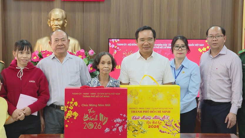 Chủ tịch UBND TP. Hồ Chí Minh Nguyễn Văn Được thăm, chúc Tết các cá nhân, đơn vị nhân dịp Tết Nguyên đán Bính Ngọ năm 2026 - Ảnh 6.