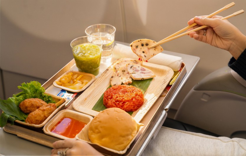 Thưởng thức trọn vị Tết trên độ cao 10.000 mét cùng Vietjet - Ảnh 3.