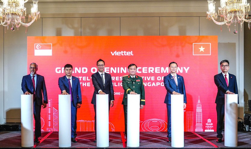Viettel khai trương văn phòng đại diện tại Singapore - Ảnh 1.
