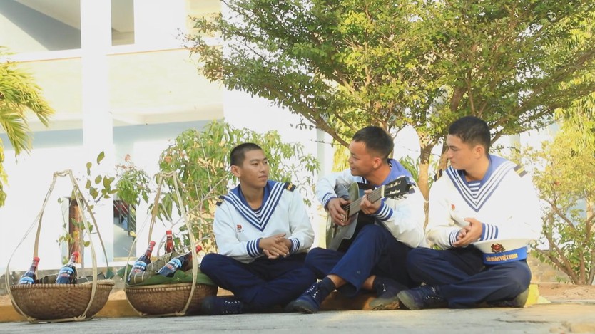 Tết sớm ở Lữ đoàn 957, Vùng 4 Hải quân: Thắt chặt tình quân dân - Ảnh 4.