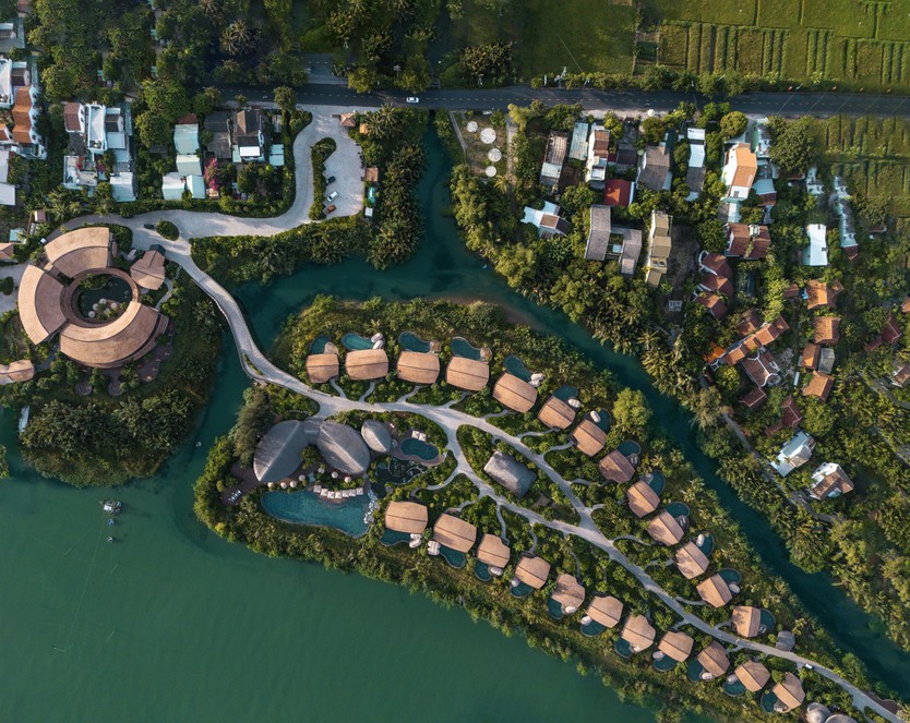 Tết Bính Ngọ 2026: Namia River Retreat “đón sóng” nghỉ dưỡng cao cấp trọn gói bên sông Thu Bồn- Ảnh 1.