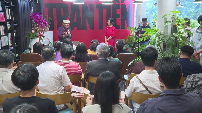 "Trần Tiến - Người hát thơ mình - Ca khúc & những câu chuyện" - Chân dung tinh thần của một nghệ sĩ du ca - Ảnh 3.