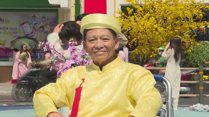 TP. Hồ Chí Minh: Rộn ràng những ngày cận Tết - Ảnh 3.