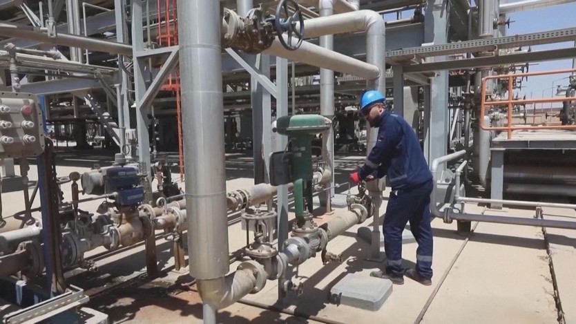 OPEC+ họp về sản lượng trước tình hình tại Iran- Ảnh 3.