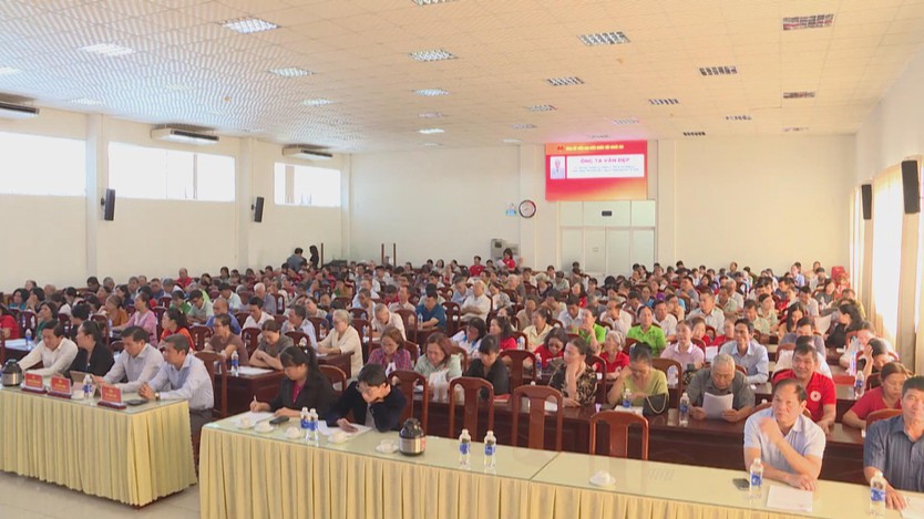 Qua các buổi tiếp xúc cử tri, người dân gửi gắm nhiều kỳ vọng phát triển địa phương - Ảnh 6.
