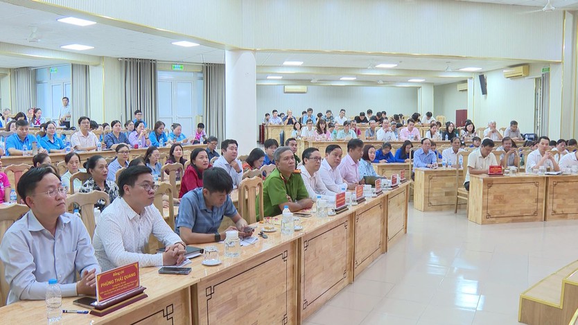 Tổ đại biểu HĐND TP. Hồ Chí Minh đơn vị 17 tiếp xúc cử tri vận động bầu cử- Ảnh 5.