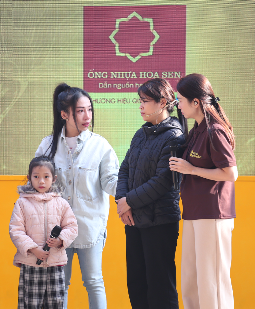 Mái ấm gia đình Việt: Gia Huy chăm cha thực vật, phụ mẹ gánh vác gia đình - Ảnh 8.