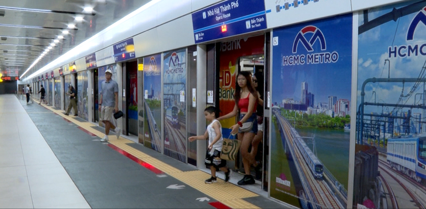 Công việc lặng thầm đằng sau những chuyến tàu Metro an toàn - Ảnh 4.