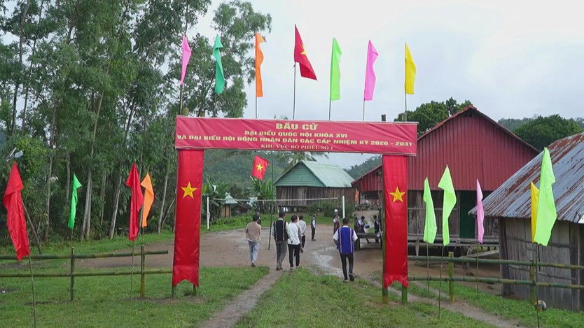 Gia Lai tổ chức bầu cử sớm tại thôn O2, xã Vĩnh Sơn - Ảnh 1.