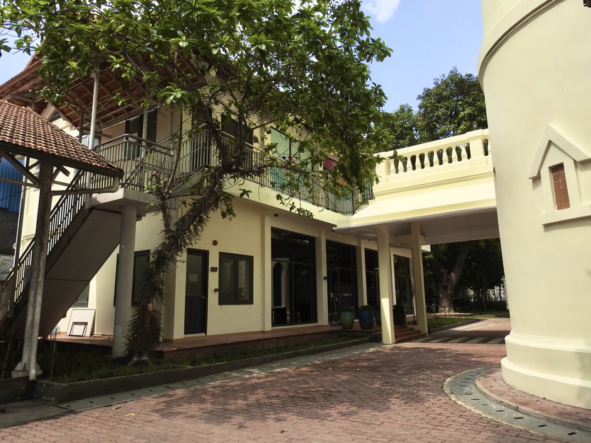 Check-in Nhà Văn hóa Thanh niên phiên bản mới: góc nào cũng thành ảnh đẹp - Ảnh 8.