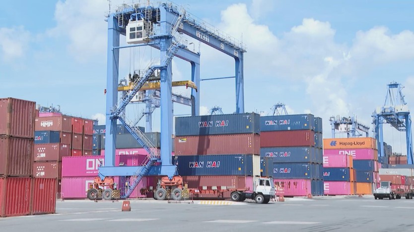 Áp lực chi phí logistics và bài toán tự làm mới mình của các cảng tại TP. Hồ Chí Minh - Ảnh 4.