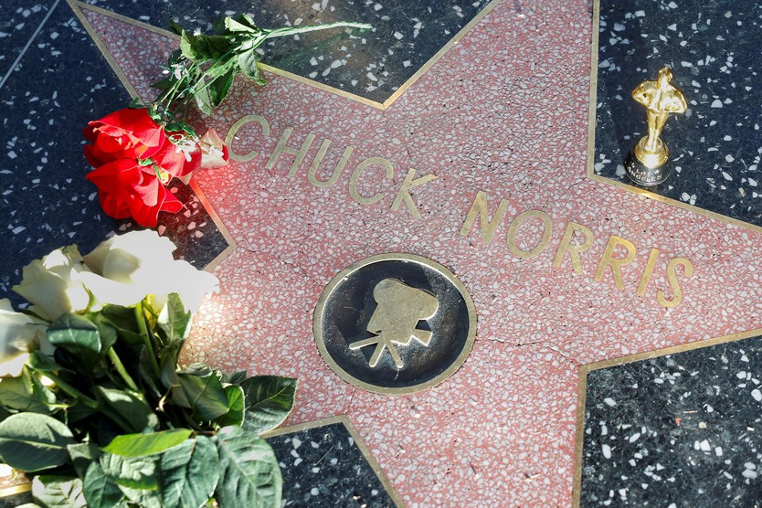 Huyền thoại hành động Chuck Norris qua đời- Ảnh 2.