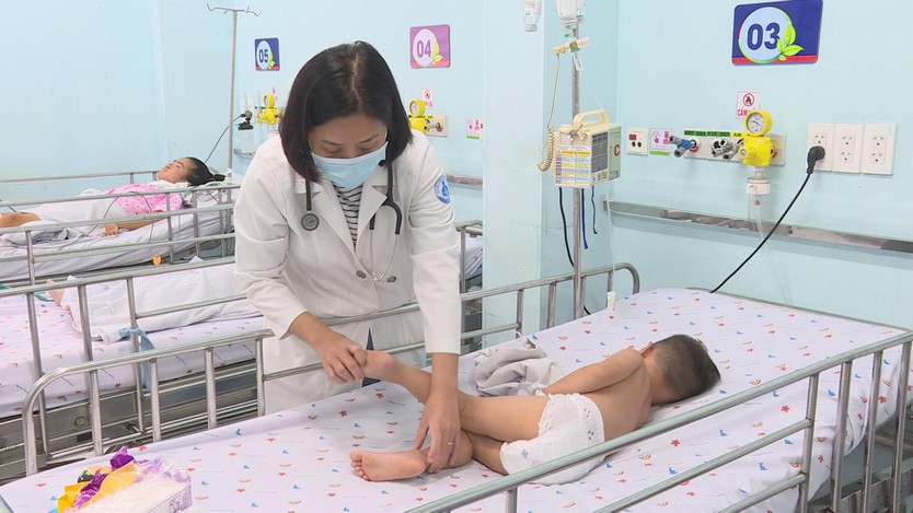 Chủ động phòng ngừa trước bệnh tay chân miệng - Ảnh 2.
