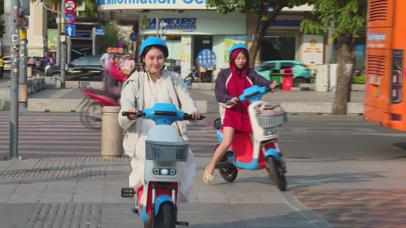 TP. Hồ Chí Minh: Xe đạp điện công cộng "lên ngôi", giải bài toán kết nối giao thông xanh - Ảnh 2.