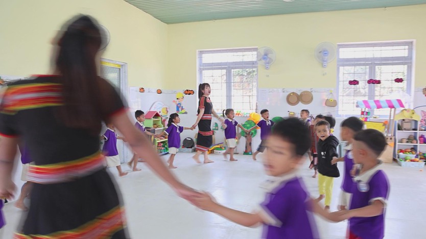 Ngôi trường mới giữa vùng sạt lở: Gieo hy vọng cho trẻ em Phước Chánh - Ảnh 4.