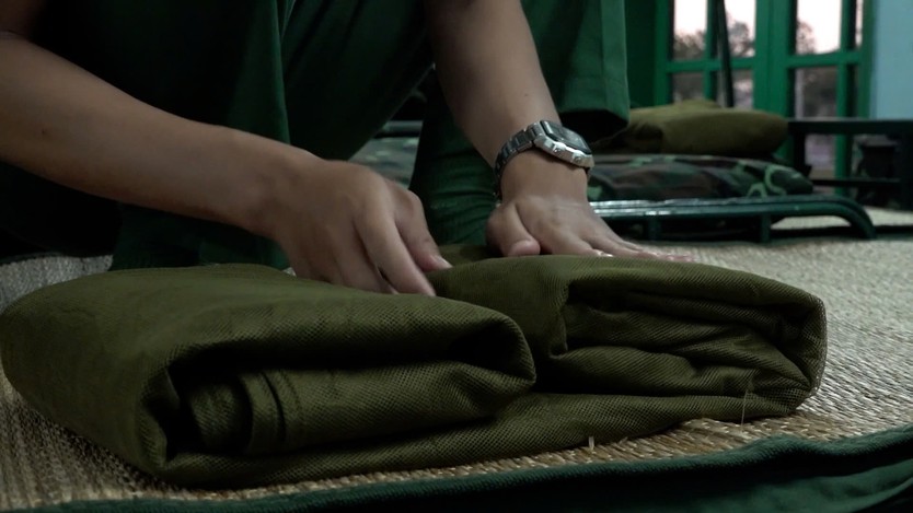 Một ngày rèn luyện của chiến sĩ trẻ tại Trung đoàn 143 - Ảnh 4.